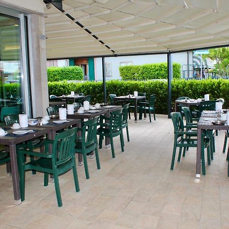Hotel Cristina Grado Exterior foto
