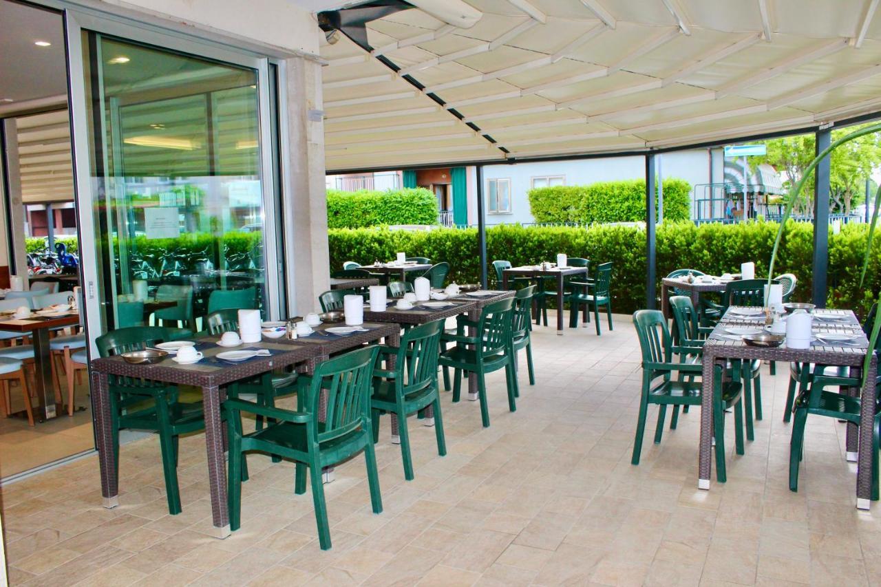 Hotel Cristina Grado Exterior foto